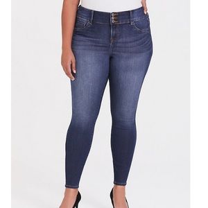 Torrid Super Stretch Med Wash Jegging Sz 14